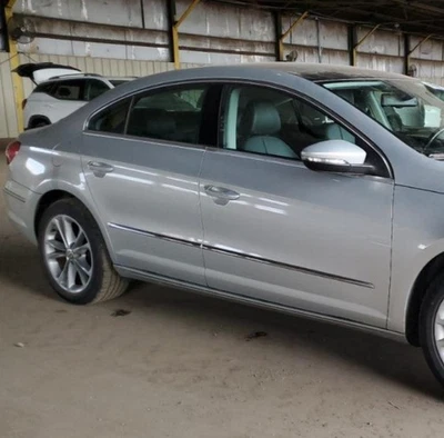 2009 - 2010 年大众 CC 右握乘客仪表板安全气囊原始设备制造商 — 第 1/4 张图片