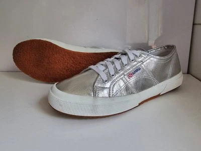 ZAPATOS DEPORTIVOS SUPERGA DESIGNER UK 8.5 EU 42.5 MUJER HOMBRE PLATA BLANCO PLATAFORMA Foto 1 de 4