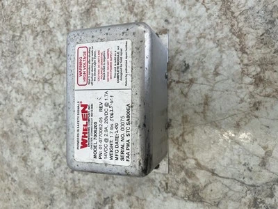 Cirrus SR22 SR-22 Aircraft Whelen luz estroboscópica caja de fuente de alimentación 7006205 Foto 1 de 4