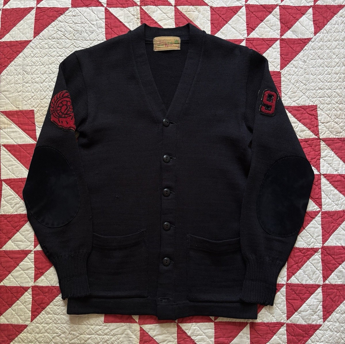 1920s〜 Vintage Black Award Sweater s-l1200.png