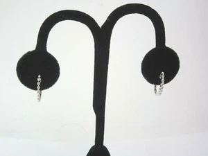 SCHÖNE DAMEN 10K WEISSGOLD FANCY DIAMANT OHRRINGE 0,24CT., 1,9G - Bild 1 von 9