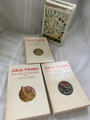 Vintage Lord of The Rings Trilogy JRR Tolkien Box Set Special 1973 - Foto 1 de 4