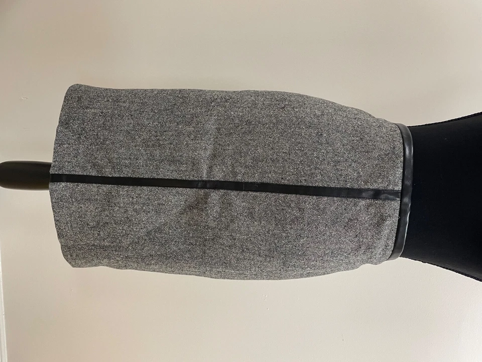 Falda de lana con ribete de cuero de Laundry  Foto 1 de 3