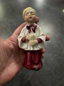 Estatuilla de cerámica vintage de coro de Navidad Altar Boy 5" Japón - Imagen 1 de 4