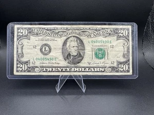 💵 1981 $20 Jackson Note L04005490E 💚 Old Style Federal Reserve Bill Circulated - Picture 1 of 2
