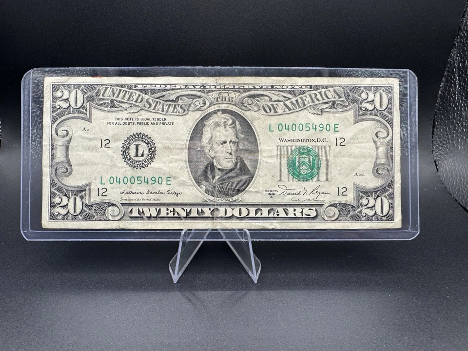 💵 1981 $20 Jackson Note L04005490E 💚 Old Style Federal Reserve Bill Circulated - Image 1 of 2
