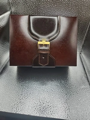 Rolex 71.00.04 Vintage Leather Box with Buckle Swiss Montres - Image 1 of 4