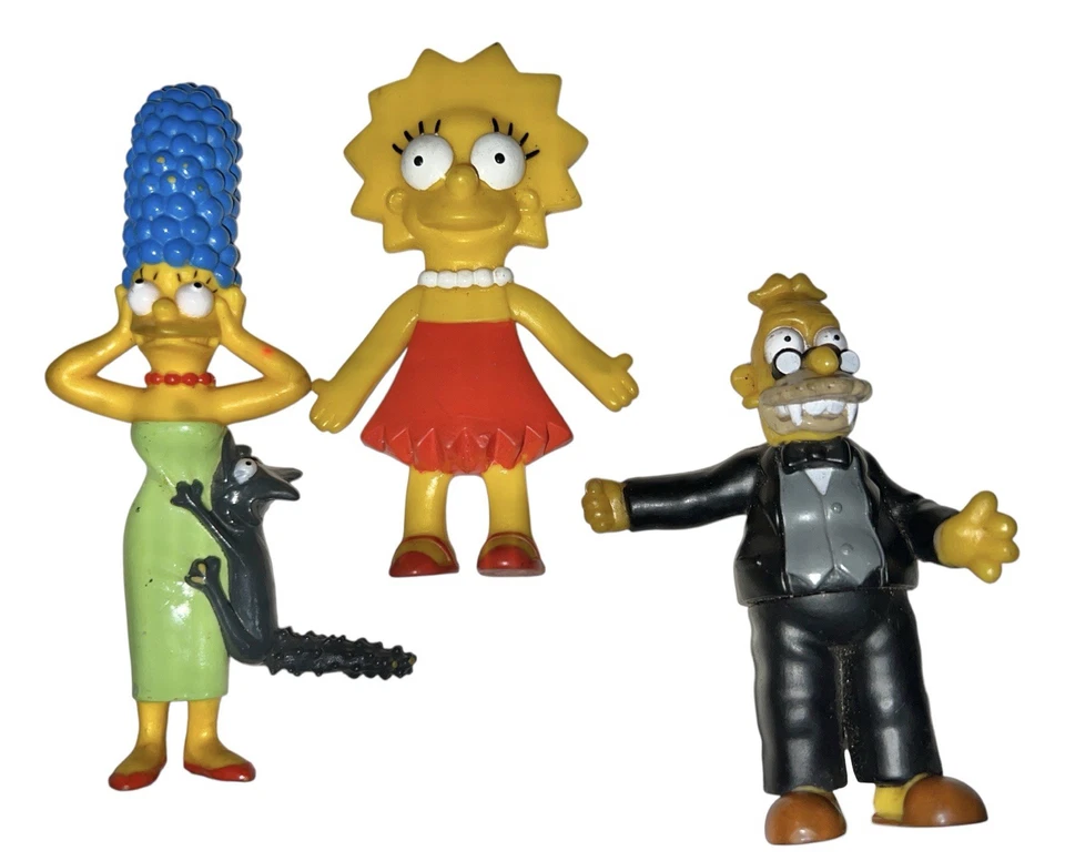 Lote De Figuras PVC De Colección Los Simpson Marge Lisa Abuelo Vampiro Burger King Coleccionable Foto 1 de 4
