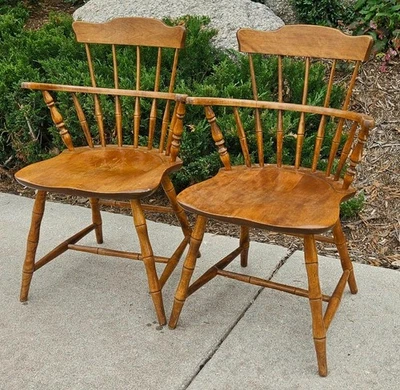 ¡Silla con brazo de husillo de capitán Windsor colonial de madera de arce DOS NICHOLS & STONE! C2 Foto 1 de 4