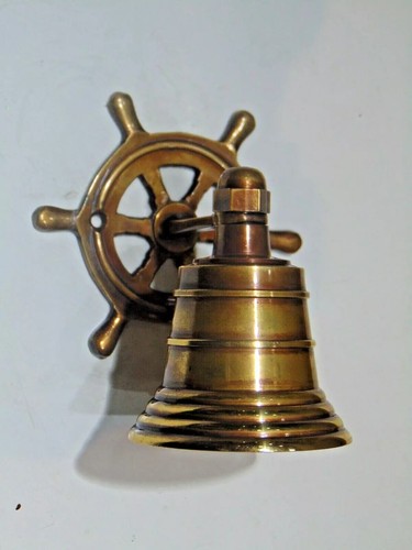 Foto 1 di 10