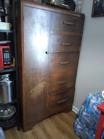Art Deco Wood dresser and wordrobe, in good codition. Deep drawers Cover