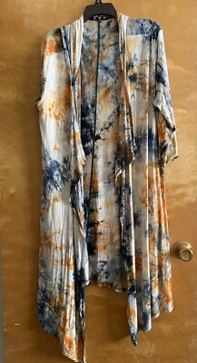 Plumero Tie Dye Talla 3x Foto 1 de 4