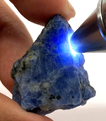 85.5CT. Rough Blue Sapphire Top Colors Natural UnHreated 100% - Image 1 of 4