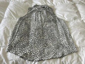 West Kei Black/White Sleeveless Blouse~ Keyhole~ Women’s SZ Large - Picture 1 of 9