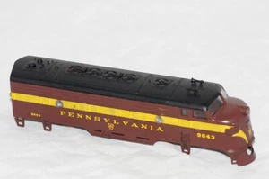 Athearn HO Scale EMD F7 Pennsylvania locomotive shell. FINE DETAIL. #9643 - Picture 1 of 5