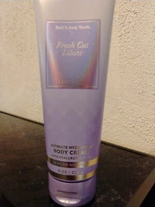 Bath & Bodyworks Fresh Cut Lilacs - Picture 1 of 2