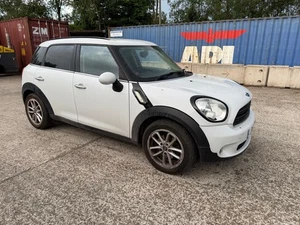 Mini Countryman 2.0 Cooper Diesel - Picture 1 of 9