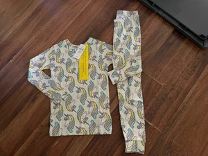 NWT Gap Kids Unicorn Pajamas 2 Piece Top & Bottoms Size 3 - Picture 1 of 3