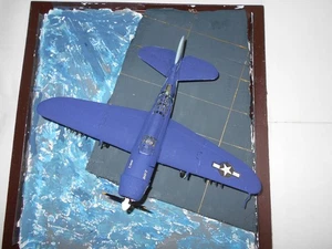 HELLDIVER WW II DIVE BOMBER - TAKE OFF FROM CARRIER 1/48 SCALE DIORAMA # 80 - Bild 1 von 22