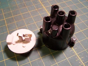 STANDARD / TRU-TECH  CH405T  Distributor Cap  & Rotor CH305T  SET Fits Plymouth - Picture 1 of 4