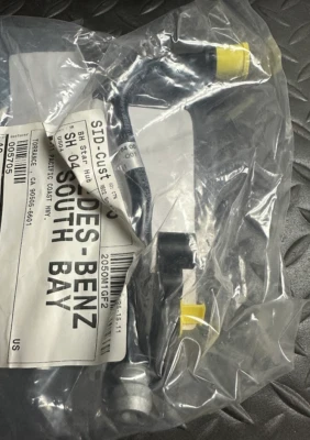 OEM Mercedes-Benz Coolant line - #A 278 200 04 00 - Fits MBZ GL450 & More - Imagem 1 de 4