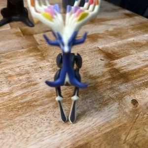 Nintendo TOMY Pokemon Legendary Xerneas Deer Action Figure Poseable 3.5" - Picture 1 of 1
