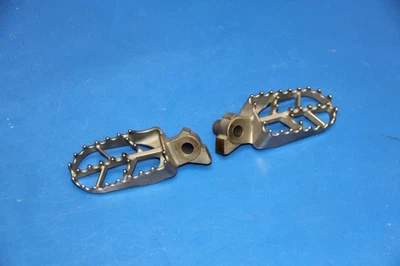 Par de estriberas izquierda derecha OEM 2007 04-07 YZ 250F Foto 1 de 4