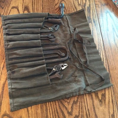 KIT DE HERRAMIENTAS RARO MERCEDES BENZ DE COLECCIÓN W121 190 SL 190SL JUEGO DE HERRAMIENTAS OEM Y LÍNEA DE AMARRE Foto 1 de 4