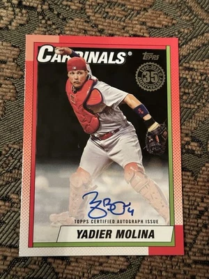 Actualización Topps 2025 1/10 Yadier Molina 1990 35 aniversario combinación de colores automático STL Foto 1 de 2
