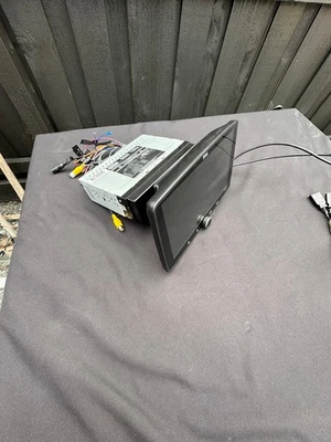 Boss Audio BE9ACP Car Stereo - Image 1 of 4