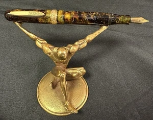 Stipula Etruria Magnifica Fountain Pen - Picture 1 of 5