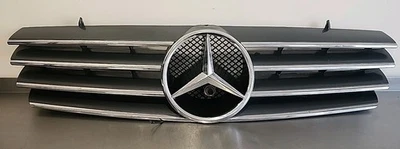 Mercedes CL500 2000 a 06 capó parrilla radiador OE 2158800183  Foto 1 de 4