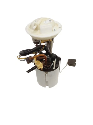 Volkswagen Passat 2012 conjunto de bomba de combustible OEM Foto 1 de 4