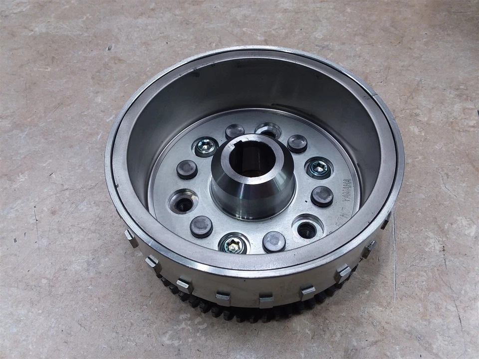 Alternador de embrague de arranque Yamaha 700 FZ07 2015 2016 UO AP-401 Foto 1 de 4