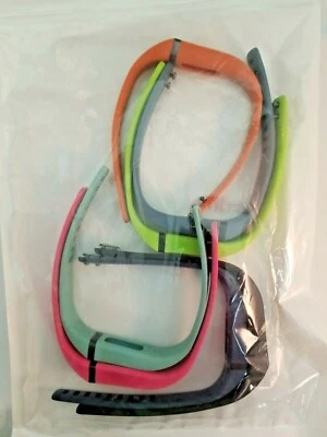 Paquete de 7 cubiertas flexibles Fit Bit multicolor (6,1) Foto 1 de 3