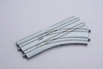 40-213 Kato N Gauge Unitrack Tram Electric Turnout Track Plate R180Mm Right - Image 1 of 2