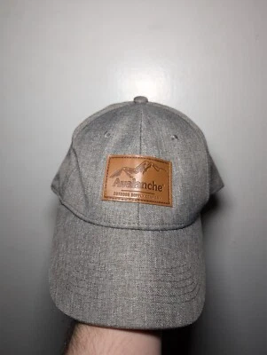 Sombrero de béisbol gris con correa para adultos Avalanche Outdoor Supply Co Foto 1 de 4