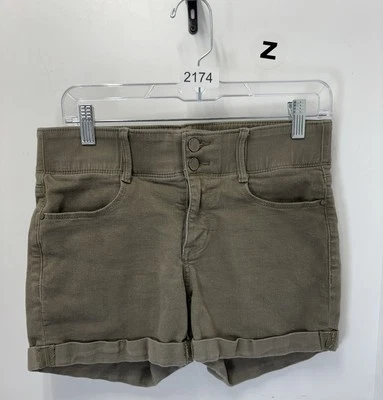 Pantalones cortos Apt 9 verde militar talla 8 Foto 1 de 3