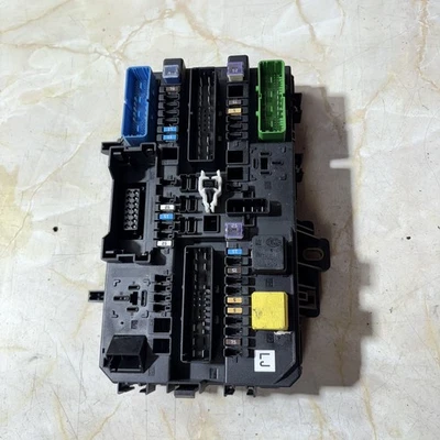 Opel Zafira B 2008 Fuse module 00866925 Genuine OEM - Image 1 of 4