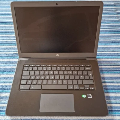 HP Chromebook 14A G5 ,AMD A4-9120C ,14", 32Gb eMMc, 4Gb RAM,SMASHED SCREEN (167) - Image 1 of 4