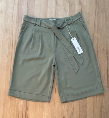 Neu Esprit Stretch Shorts Bermuda Hose Mit Bindegürtel Gr.40 Olive Grün - Bild 1 von 2