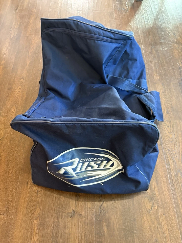 Bolso de Lona Equipo Emitido por el Equipo Chicago Rush AFL Auténtico Usado en Excelente Condición Raro Foto 1 de 4