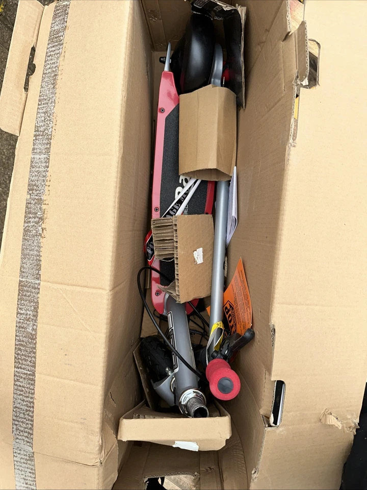 Scooter eléctrico Razor Black Label E100 - plateado/rojo, para niños de 8+ años en adelante Foto 1 de 1