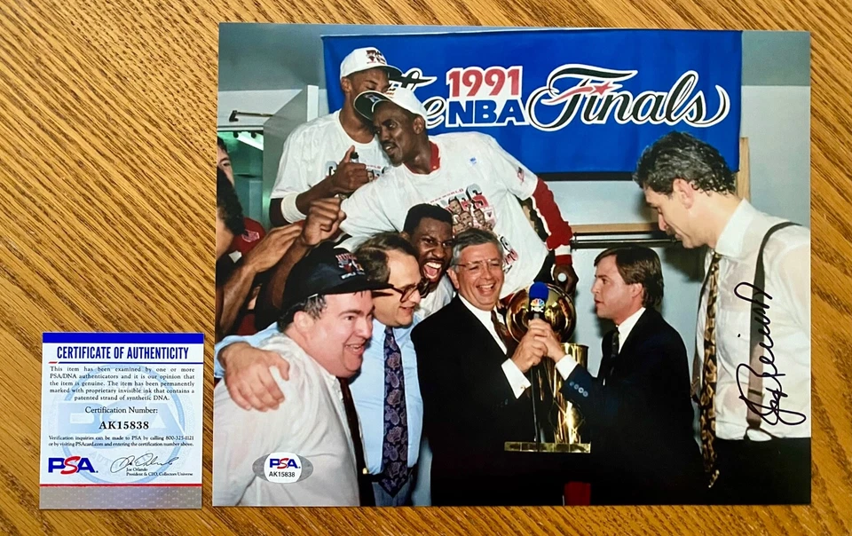Jerry Reinsdorf Chicago Bulls Owner 8x10 Photo PSA COA Michael Jordan A - Image 1 of 1