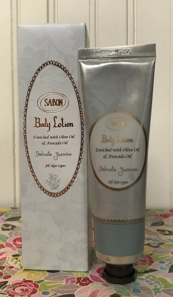 ЗАПЕЧАТАННЫЙ ЛОСЬОН ДЛЯ ТЕЛА SABON — НЕЖНЫЙ ЖАСМИН (ФОРМУЛА ОЛИВКОВОГО МАСЛА И МАСЛА АВОКАДО) 1,66 унции - Изображение 1 из 1