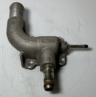 Впускной корпус охлаждающей жидкости двигателя Lincoln Mkz Hybrid 15 & Ford Fusion DS7E-8K556-DB - Изображение 1 из 4