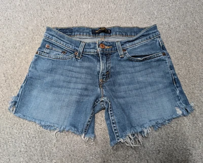 LEVI'S 524 Women's Super Low Distressed Raw Cut Retro Denim Jeans Shorts 26 - Image 1 of 4