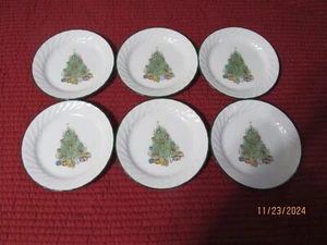 LOT OF 6 CORELLE CORNING HOLIDAY MAGIC CHRISTMAS SALAD PLATES 7.25" EUC - Picture 1 of 3