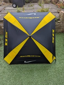 NIKE SQ SASQUATCH SQUARE GOLF UMBRELLA, AUTO OPEN, BLACK & YELLOW, SUPER RARE - Picture 1 of 8