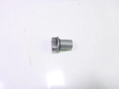 14 Honda Interceptor VFR 800 Plug O Ring suporte de estrutura de braço oscilante - Imagem 1 de 4